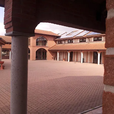 Cascina Scola Bauernhof *
