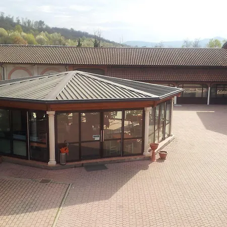Farm stay Cascina Scola Rivoli (Turin)